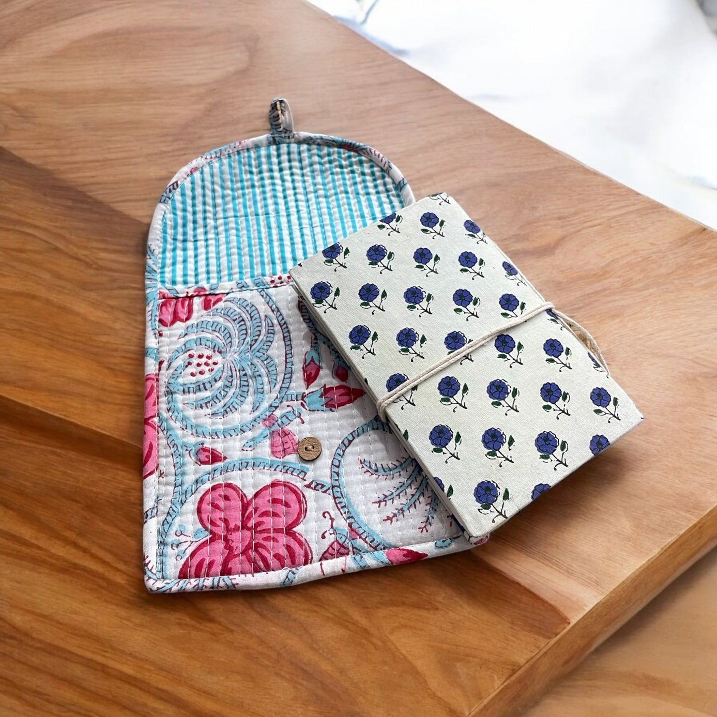 Anokhi Textiles Handblock Quilted Pouch