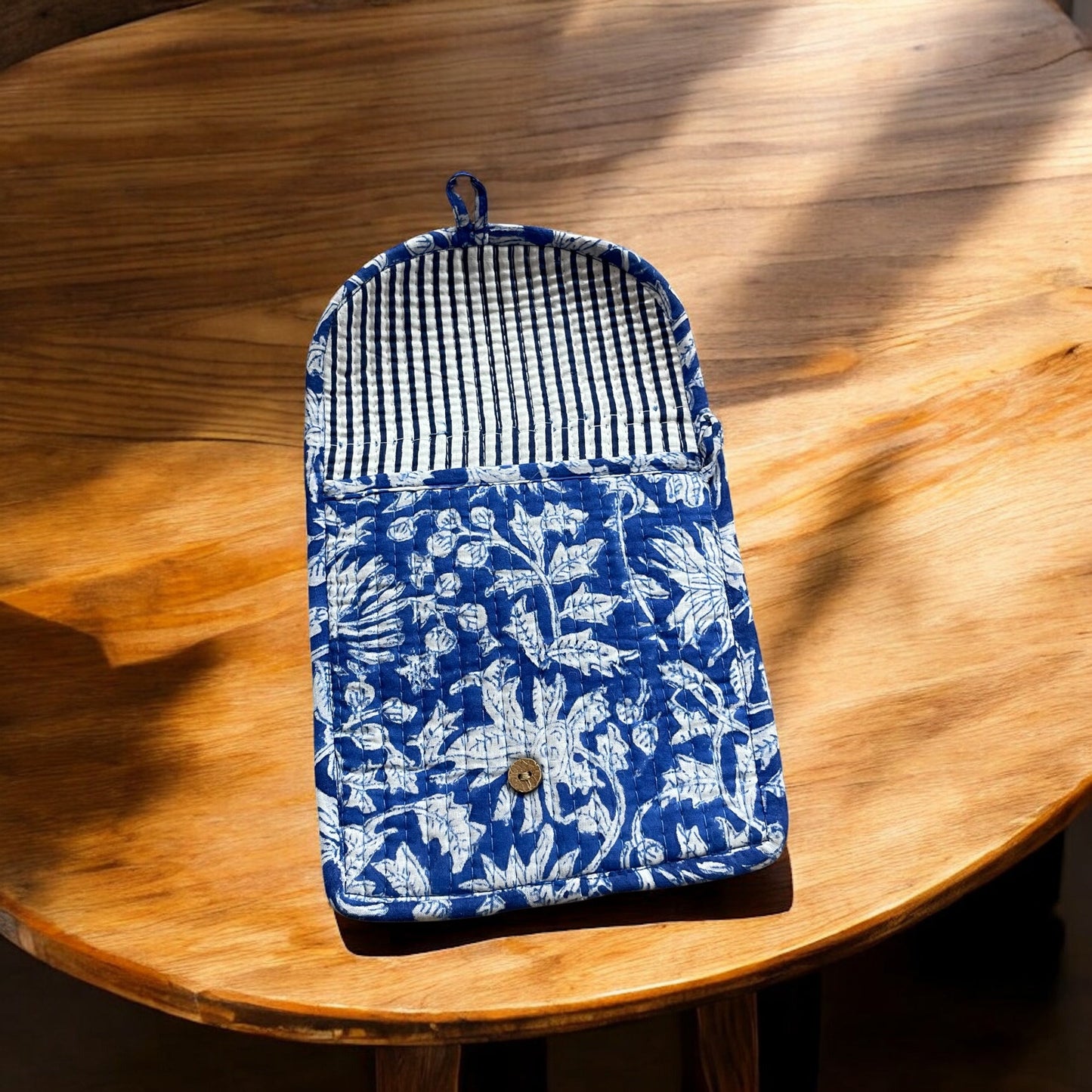 Anokhi Textiles Handblock Quilted Pouch